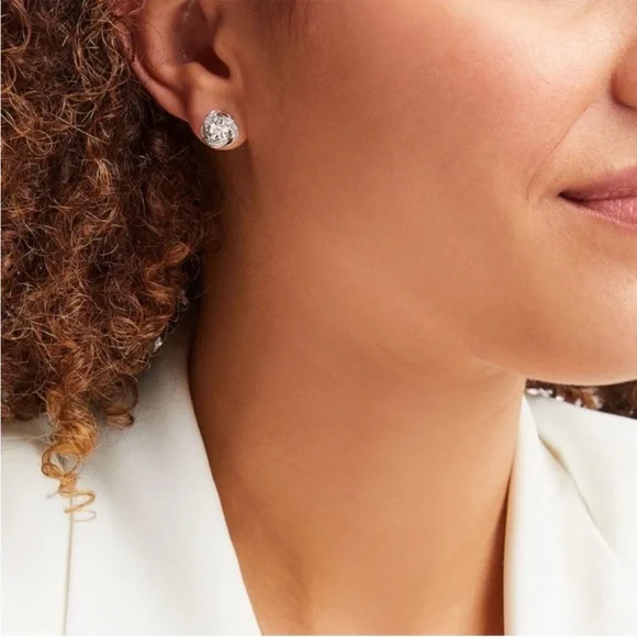 NIB Kay Jewelers Love Knot Sterling Silver Earrings with Diamond Accents - Picture 2 of 5